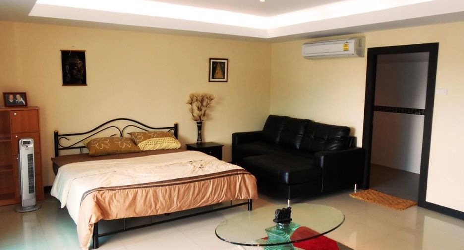 For sale 5 bedrooms villa in Bang Lamung, Chonburi