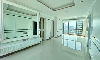 For rent 3 ベッドルーム condo in Watthana, Bangkok