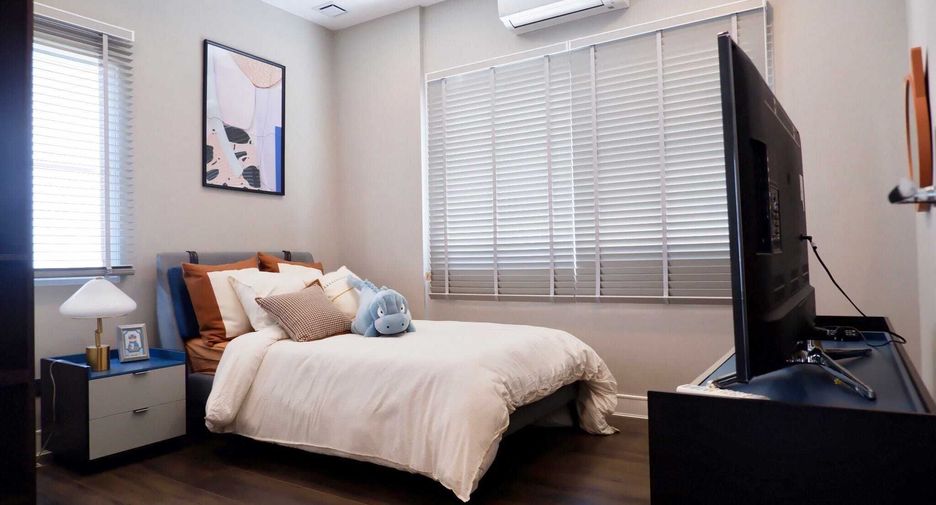 Casa en venta de 4 habitaciones en Bang Khen, Bangkok