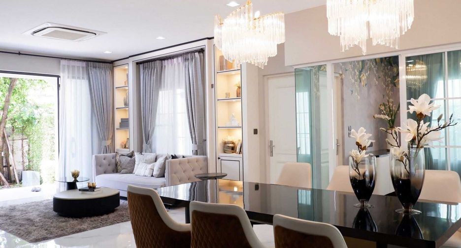 Casa en venta de 4 habitaciones en Bang Khen, Bangkok