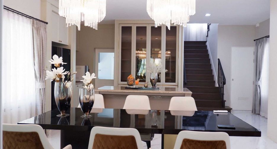 Casa en venta de 4 habitaciones en Bang Khen, Bangkok