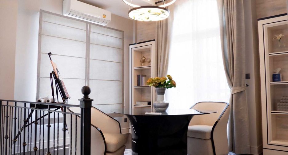Casa en venta de 4 habitaciones en Bang Khen, Bangkok