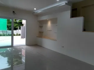 For sale 3 bedrooms townhouse in Bang Lamung, Chonburi