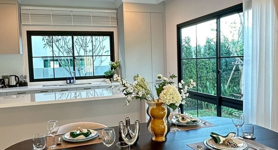 Casa en alquiler de 4 habitaciones en Mueang Phuket, Phuket