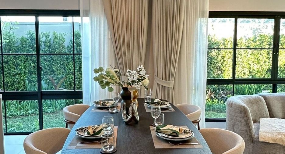 Casa en alquiler de 4 habitaciones en Mueang Phuket, Phuket
