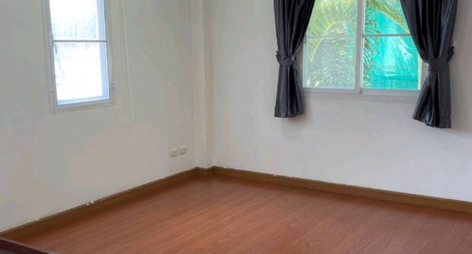 Haus zum Kauf mit 4 Zimmer in Bang Phli, Samut Prakan