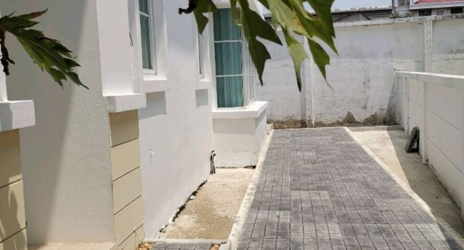 Haus zum Kauf mit 4 Zimmer in Bang Phli, Samut Prakan