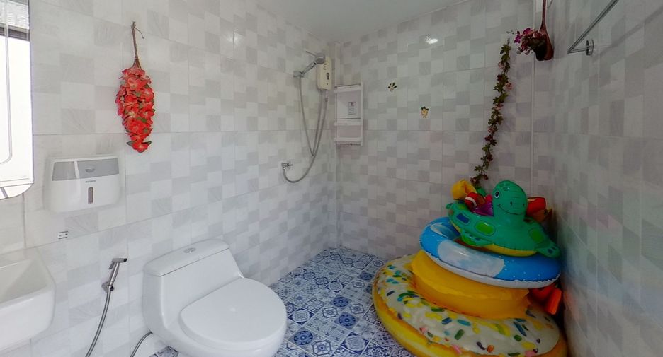 For sale 3 bedrooms villa in Sattahip, Chonburi
