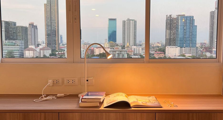 For sale 1 bed condo in Watthana, Bangkok