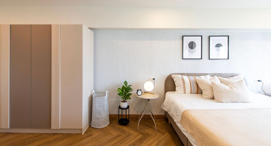 For sale 1 bed condo in Watthana, Bangkok