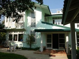 ให้เช่า 5 ห้องนอน บ้านเดี่ยว ใน คลองเตย, กรุงเทพฯ