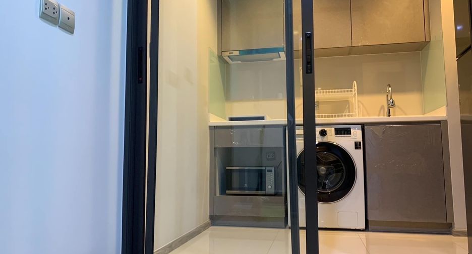 For sale 1 bed condo in Huai Khwang, Bangkok