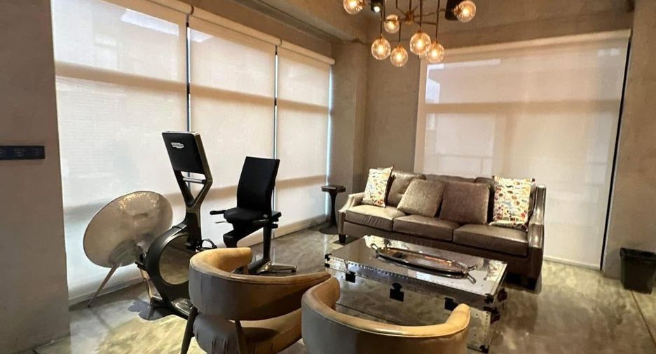 For sale office in Bang Kapi, Bangkok
