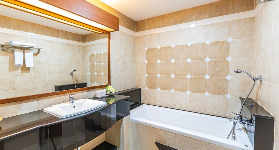 For sale 1 bed condo in Bang Lamung, Chonburi