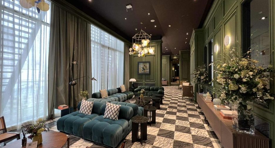 For rent 2 bedrooms condo in Watthana, Bangkok