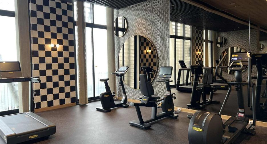 For rent 2 bedrooms condo in Watthana, Bangkok