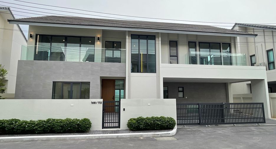 For sale 4 bedrooms house in Bang Lamung, Chonburi