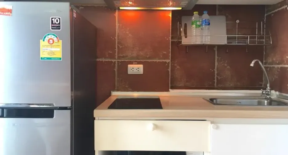 À louer studio condo à Bang Lamung, Chonburi