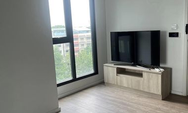 À vendre 1 chambre condo à Khlong Toei, Bangkok
