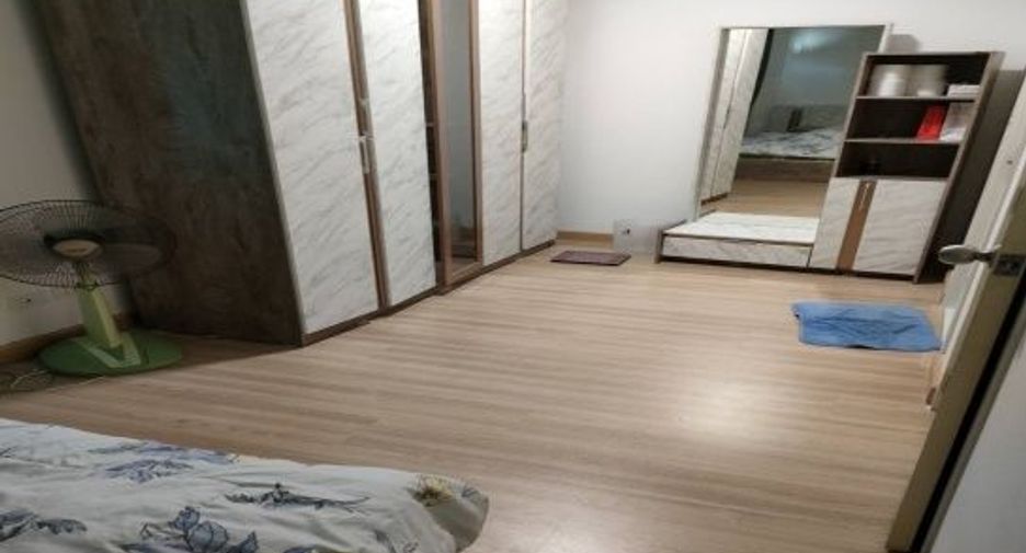 For sale 3 bedrooms townhouse in Bang Lamung, Chonburi