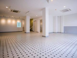 Аренда 5 спальни торговое помещение в Щаттхана, Бангкок