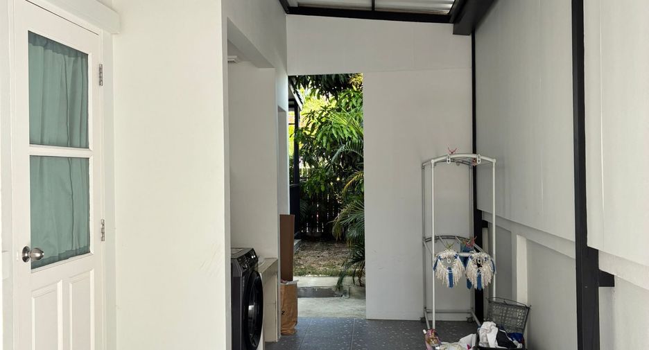For rent 3 bedrooms villa in Mueang Phuket, Phuket