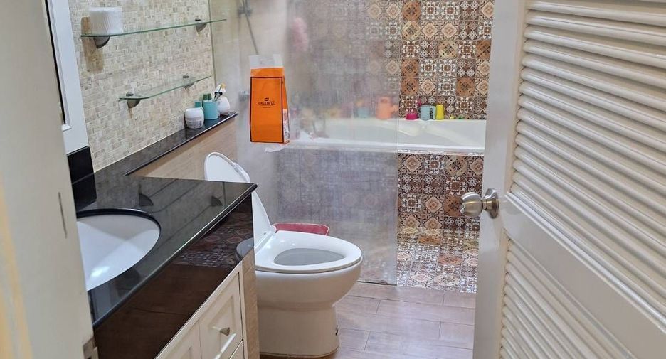 Haus zum Kauf und zur Miete mit 4 Zimmer in Bang Lamung, Chonburi