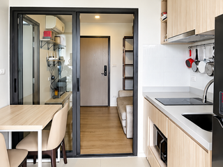 À vendre 1 chambre condo à Bang Na, Bangkok