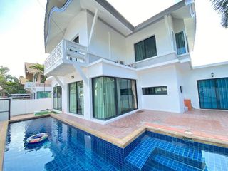 Villa zur Miete mit 5 Zimmer in Bang Lamung, Chonburi