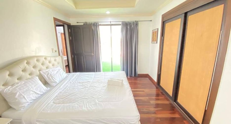 For rent 5 bedrooms villa in Bang Lamung, Chonburi