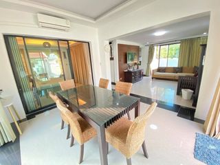 Villa zur Miete mit 5 Zimmer in Bang Lamung, Chonburi