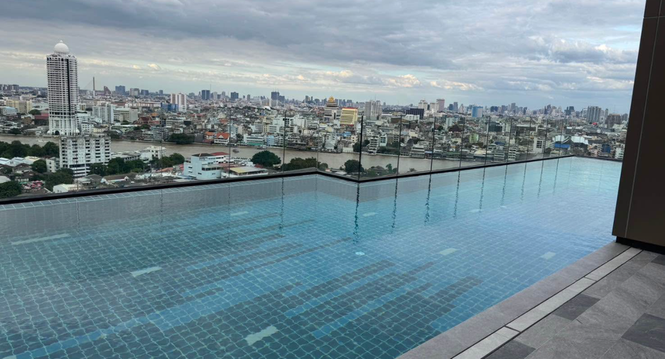 For rent 1 bed condo in Khlong San, Bangkok