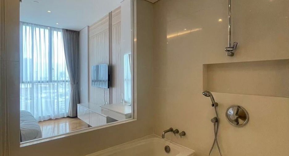 For rent 1 bed condo in Khlong Toei, Bangkok
