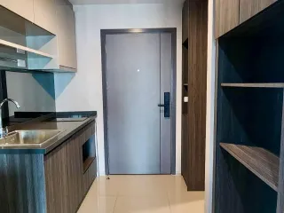 À vendre 1 chambre condo à Din Daeng, Bangkok