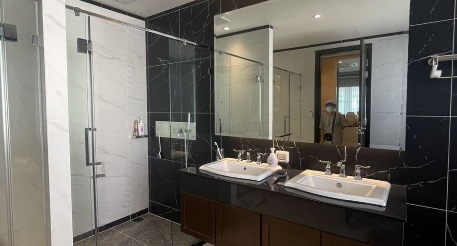 Haus zum Kauf und zur Miete mit 4 Zimmer in Lat Krabang, Bangkok