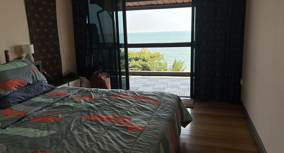 For sale 7 bedrooms retail Space in Sattahip, Chonburi