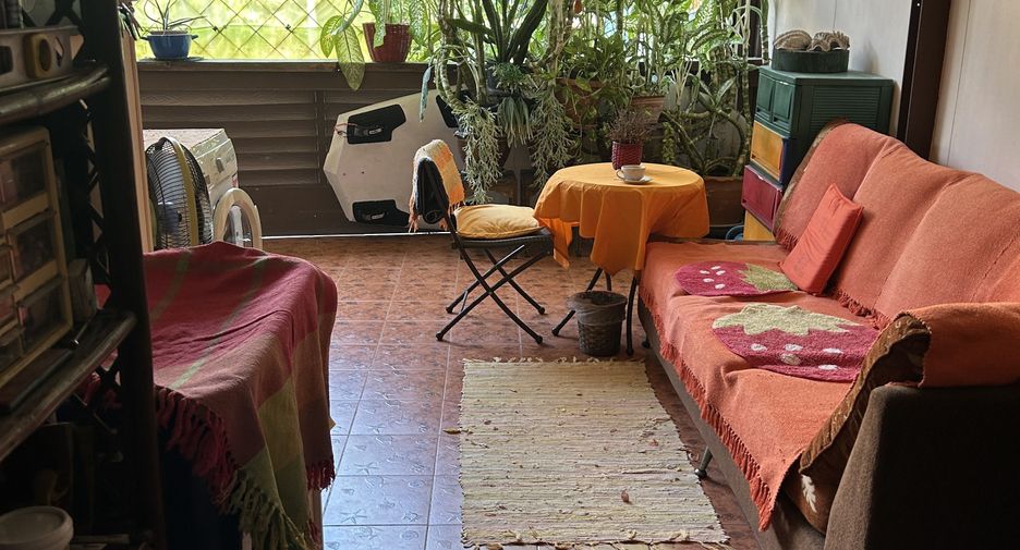 For sale 7 bedrooms retail Space in Sattahip, Chonburi