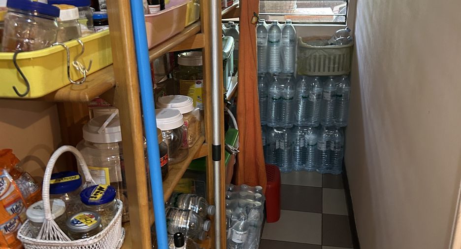 For sale 7 bedrooms retail Space in Sattahip, Chonburi