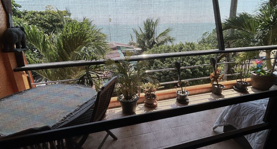 For sale 7 bedrooms retail Space in Sattahip, Chonburi