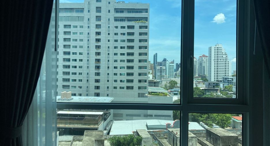 For sale 1 bed condo in Watthana, Bangkok