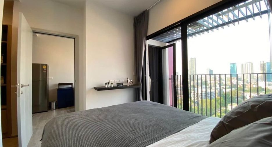 For rent 1 bed condo in Watthana, Bangkok