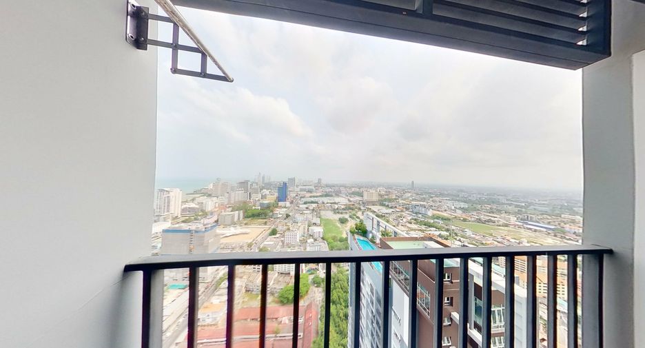For sale 2 ベッドルーム condo in Bang Lamung, Chonburi