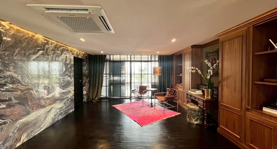 Wohnung zur Miete mit 3 Zimmer in Watthana, Bangkok