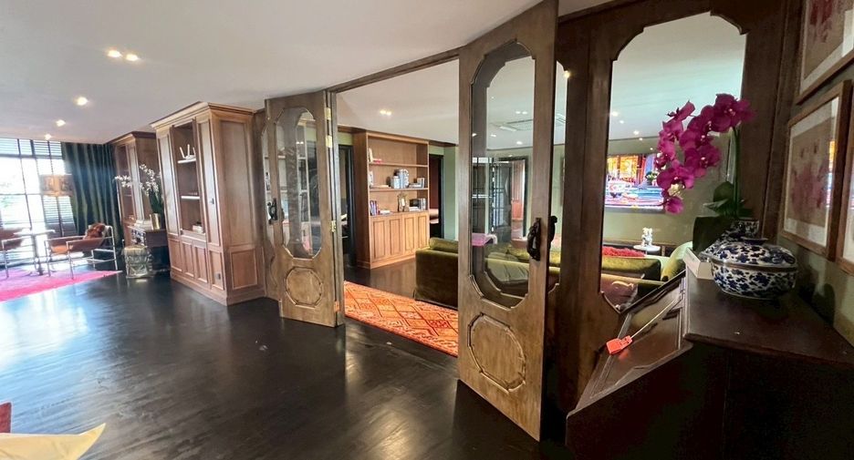 Wohnung zur Miete mit 3 Zimmer in Watthana, Bangkok