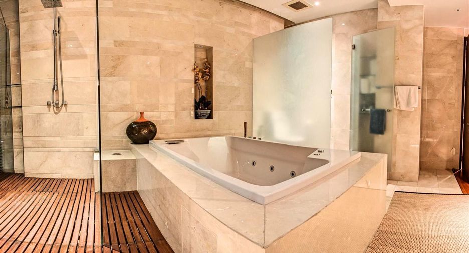 For sale 5 bedrooms condo in Bang Lamung, Chonburi