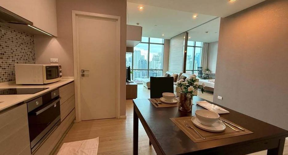 For rent 1 bed condo in Watthana, Bangkok
