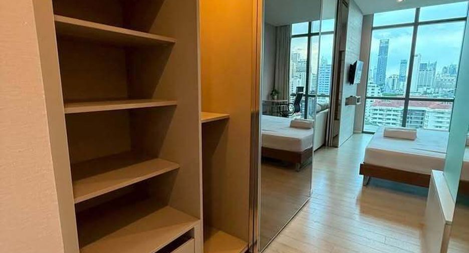 For rent 1 bed condo in Watthana, Bangkok