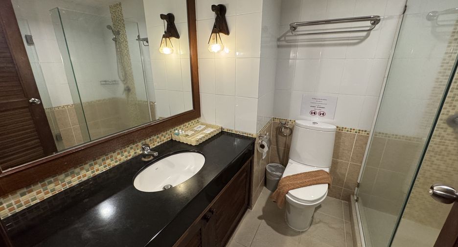 Hotel zum Kauf mit 100 Zimmer in Kathu, Phuket