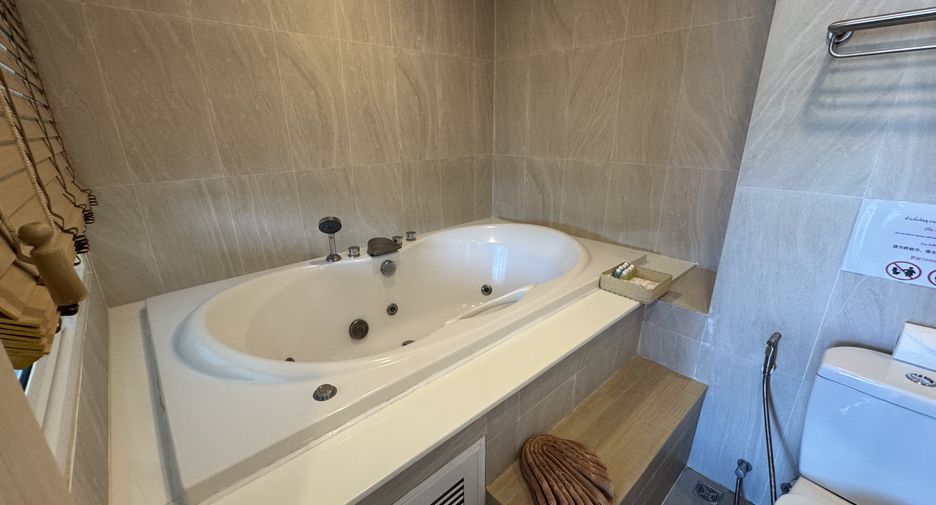 Hotel zum Kauf mit 100 Zimmer in Kathu, Phuket