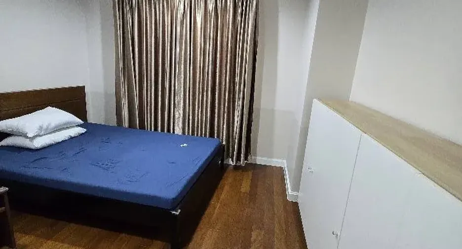 Wohnung zur Miete mit 2 Zimmer in Huai Khwang, Bangkok